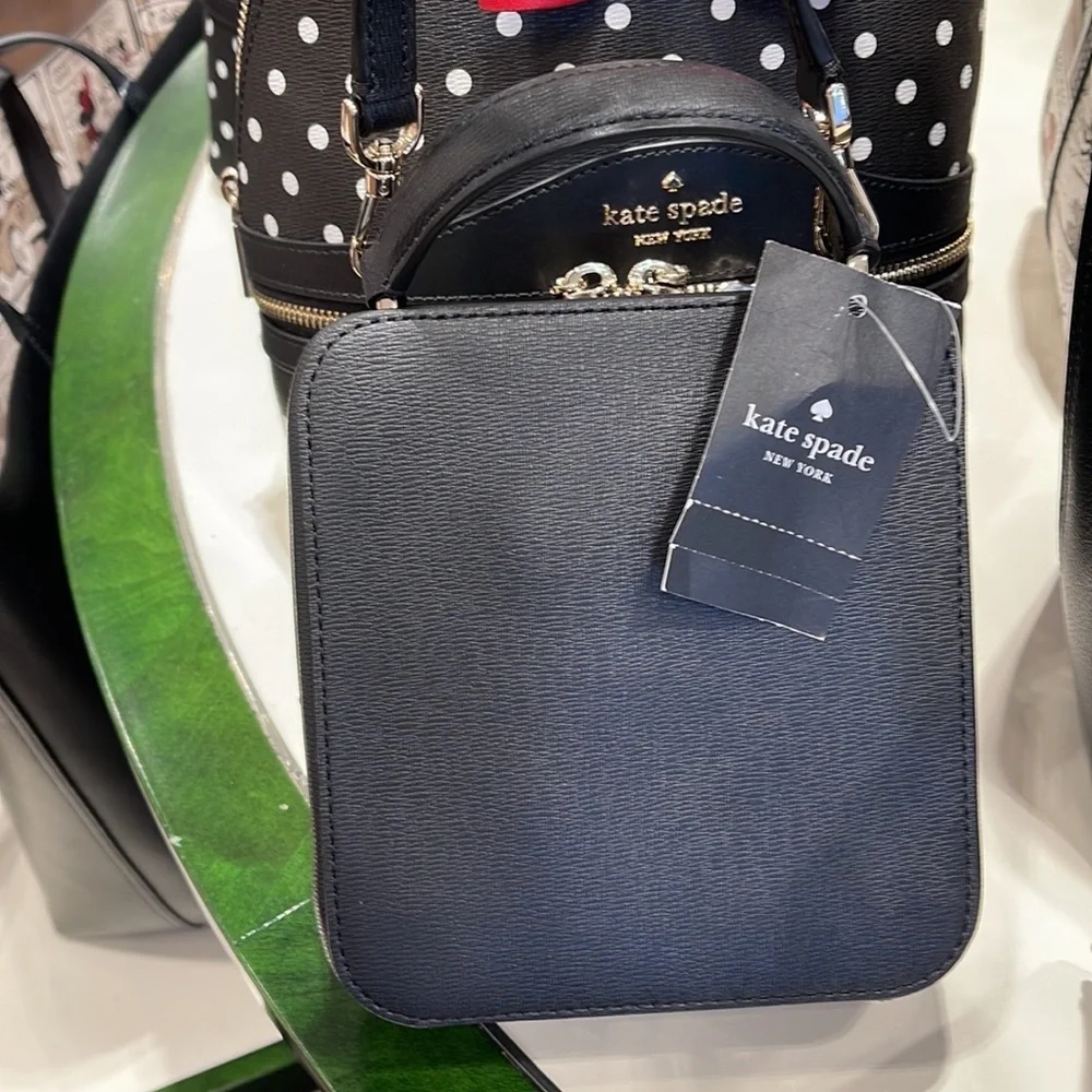 Kate Spade Disney X Kate Spade New York Minnie Mouse Daisy Vanity Crossbody Bag - Picture 7 of 16